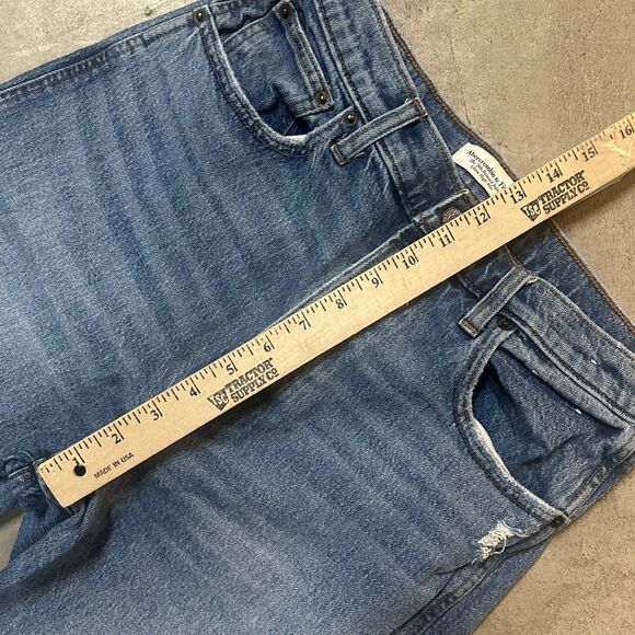 Abercrombie & Fitch The 90's Relaxed Jean Ultra High Rise Ripped Sz 30 / 10 Reg - Picture 6 of 8